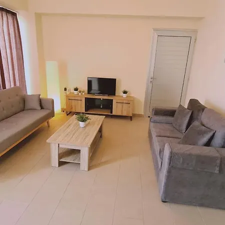Sunrise Apt B02 *