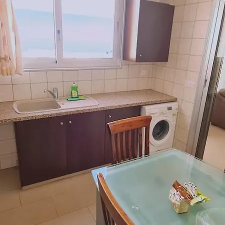 Sunrise Apt B02 Apartment *