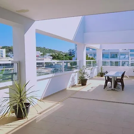 Apartment Sunrise Apt B02 *
